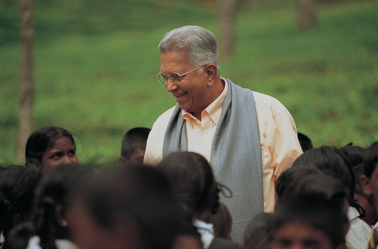 Merrill J. Fernando at a primary school supported by the MJF Charitable Foundation