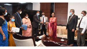 Dilmah Donates 10,000 Covid Testing Kits To The Ministry Of Health