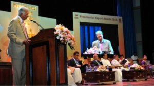 Tea Veteran Stresses Need for Disciplining Export Sector