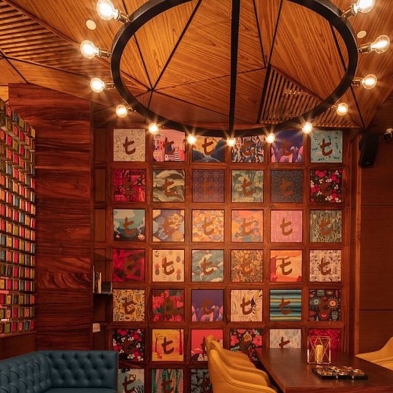 t-Bar t-Lounge — the tea wall