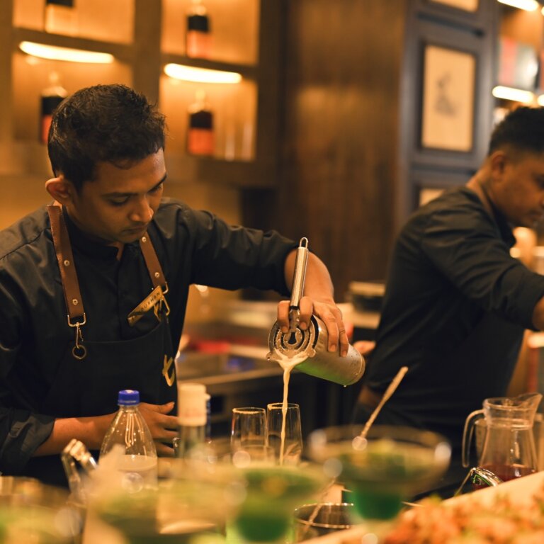 t-Bar & t-Lounge — making a cocktail